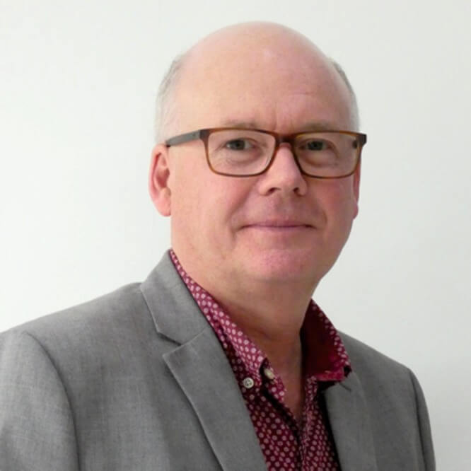 Dr David Giles